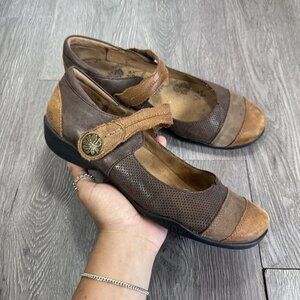 Taos Bravo Mary Jane Shoes Women 9.5 Brown Leather Comfort Cap Toe Loafer Career